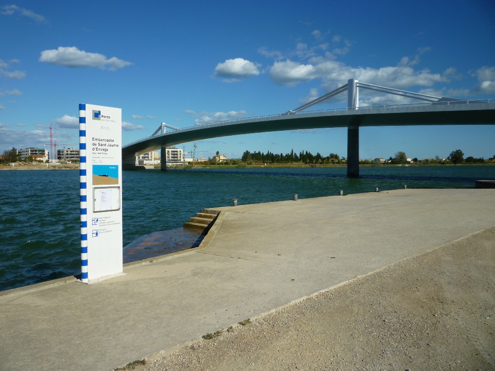 El pont des de l'embarcador de Sant Jaume Foto: Moisès Jordi
